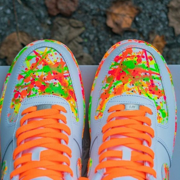 nike neon orange laces